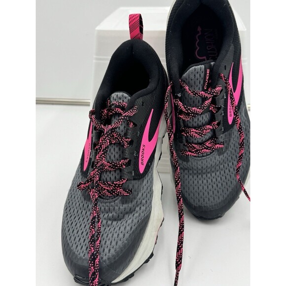 Brooks Divide 2 Women's Running Sneaker, Size 9 B/Medium, Ebony (Black)/Pink - Picture 1 of 14